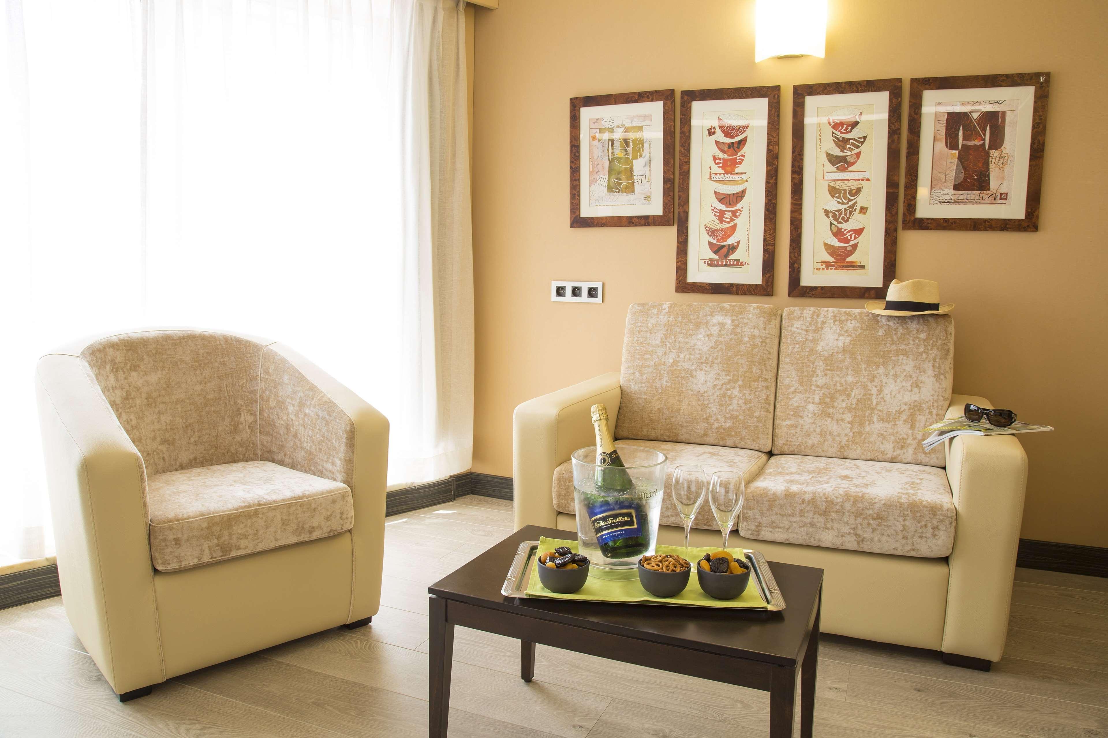 Best Western Plus Cannes Riviera Bagian luar foto