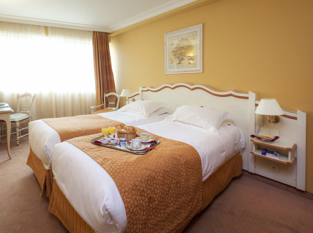Best Western Plus Cannes Riviera Bagian luar foto